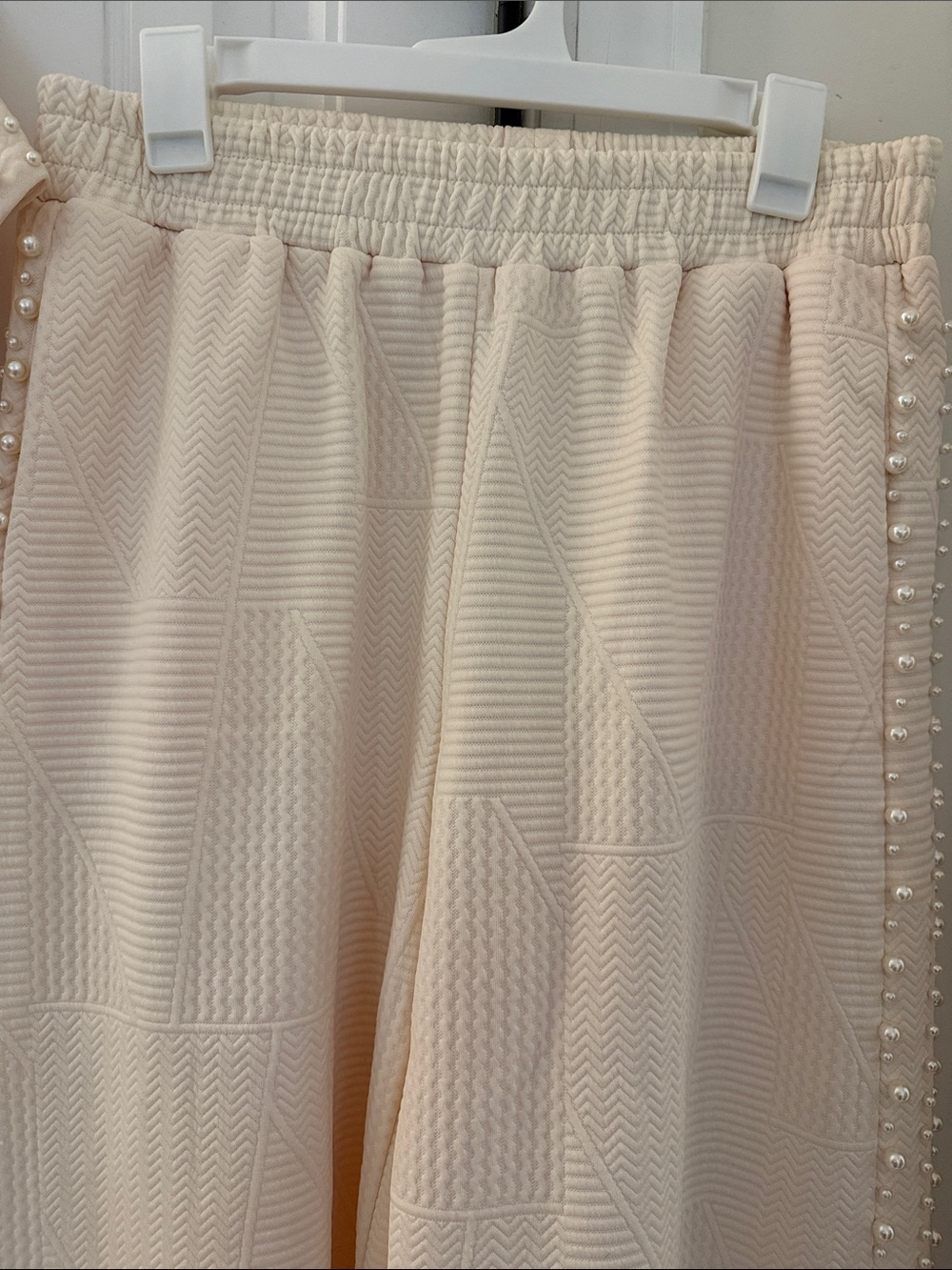 Umgee Cream Pearl-Accent Short Sleeve Blouse - Picture 5 of 7